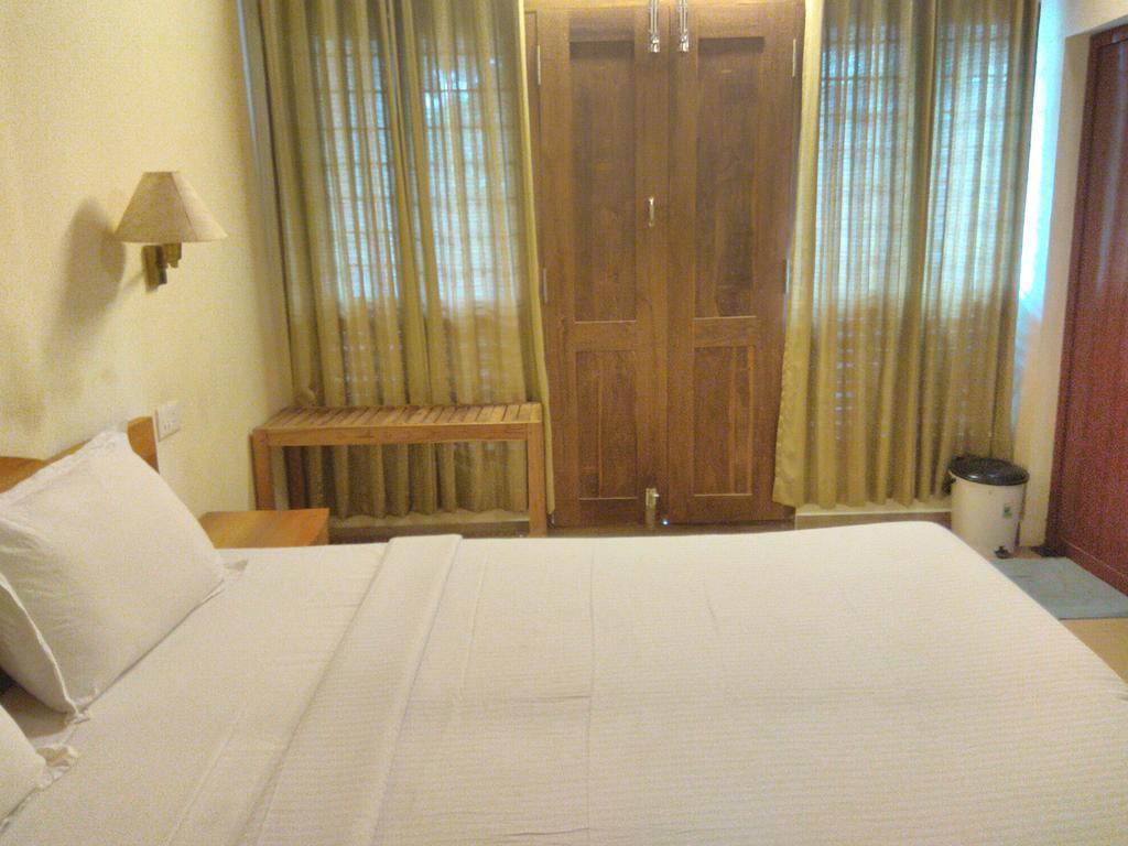 Green Court Cottage Thekkady Exterior foto